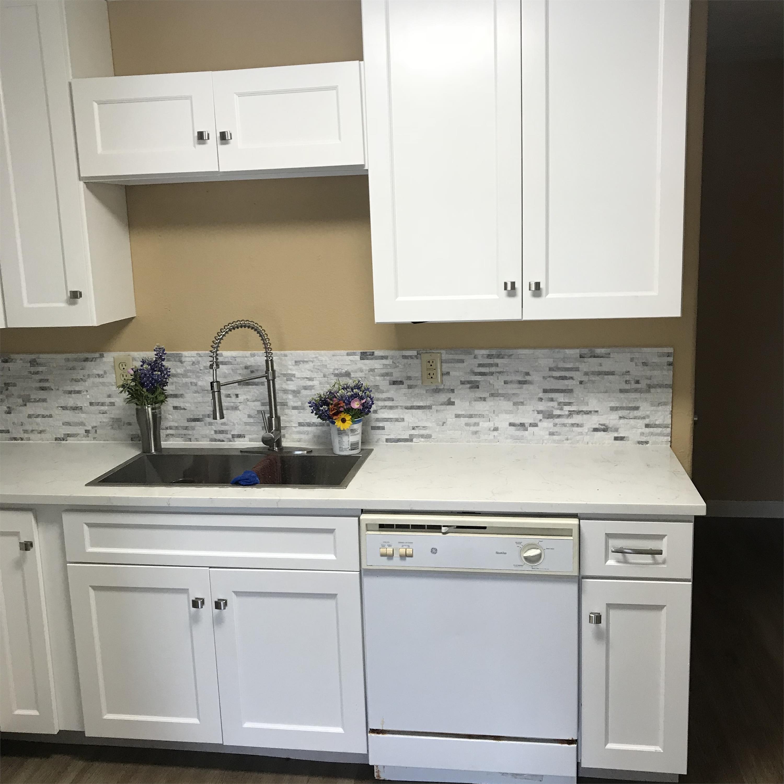 4841 Hwy 35 N - 202